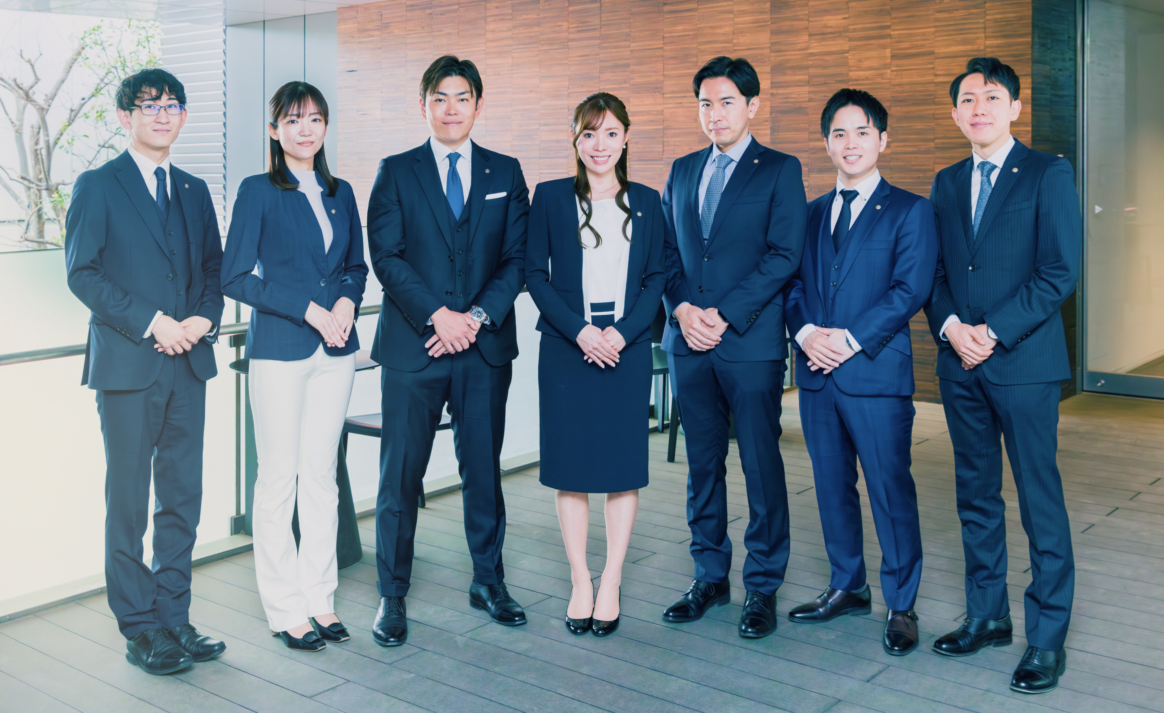 事例紹介セクションの背景